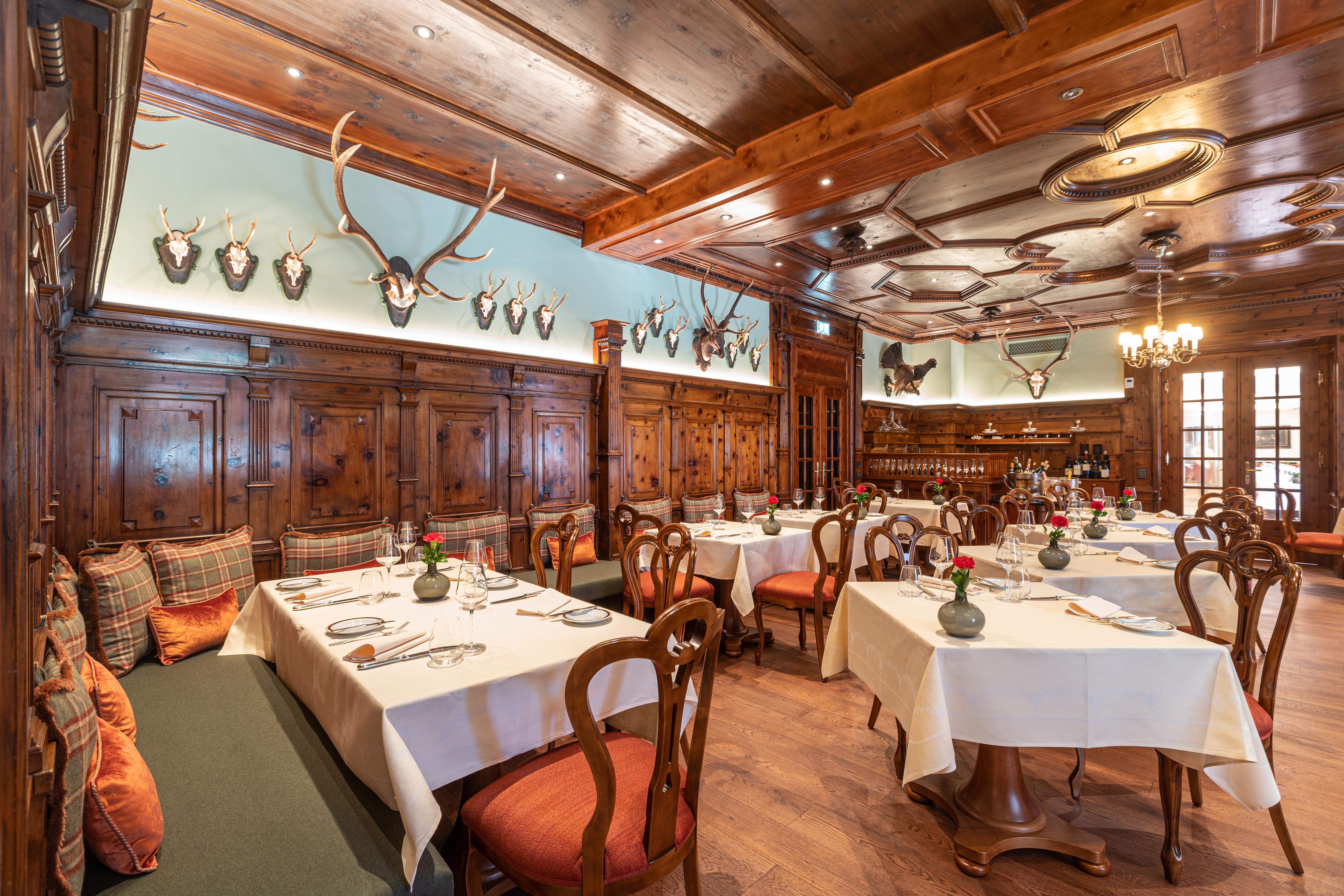 Hotel Sacher Залцбург Екстериор снимка Restaurant in the Hotel Axelmannstein