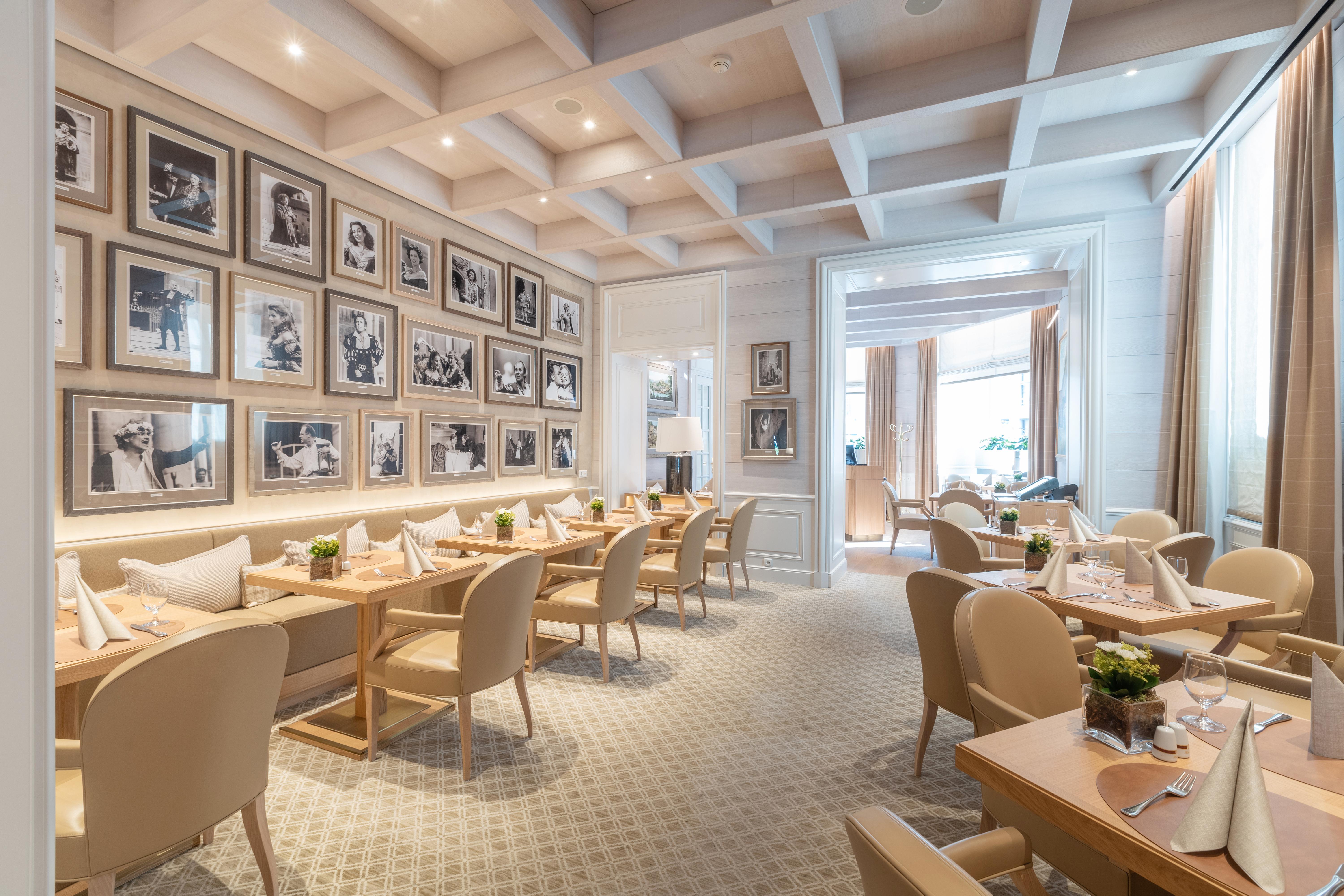 Hotel Sacher Залцбург Екстериор снимка The restaurant